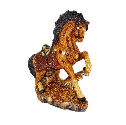 Конь на подставке Янтарь/полистоун купить