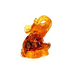 Фигурка &quot;Слоник сидит&quot; из Янтаря и эпоксидной смолы